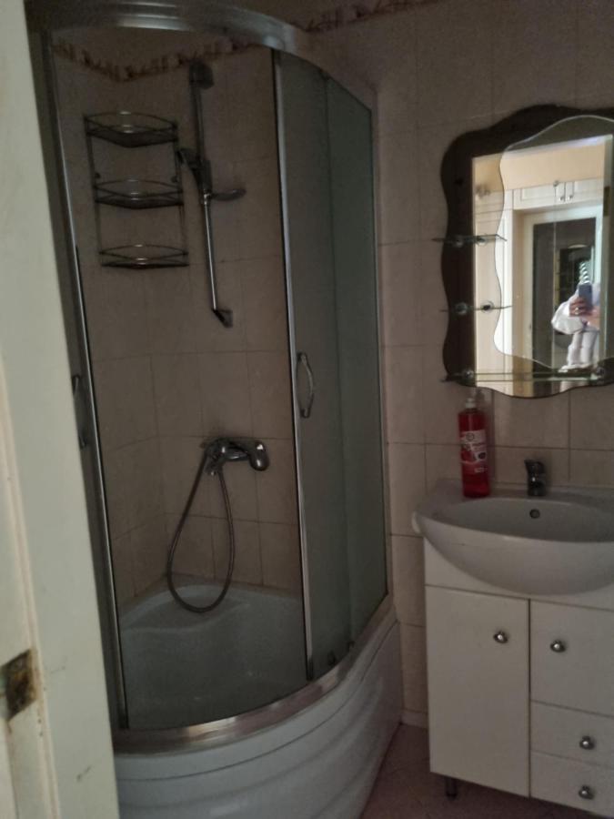 1Комнатная Квартира С Ноткой Прованса Leilighet Krementsjuk Eksteriør bilde